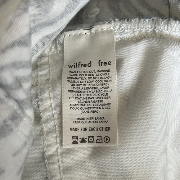 Aritzia Wilfred Free TANIT Zebra Black White Print Denim Mini Skirt SZ 4 - Picture 6 of 7